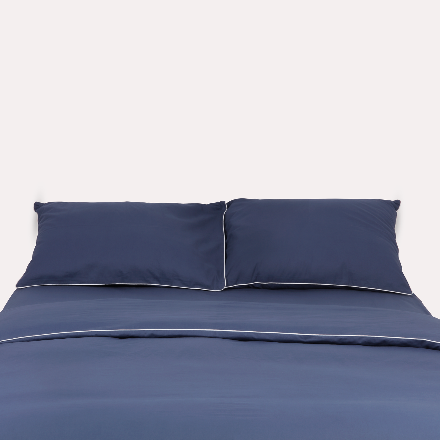 Classic Percale Duvet Cover- Navy Blue with White Piped Edge